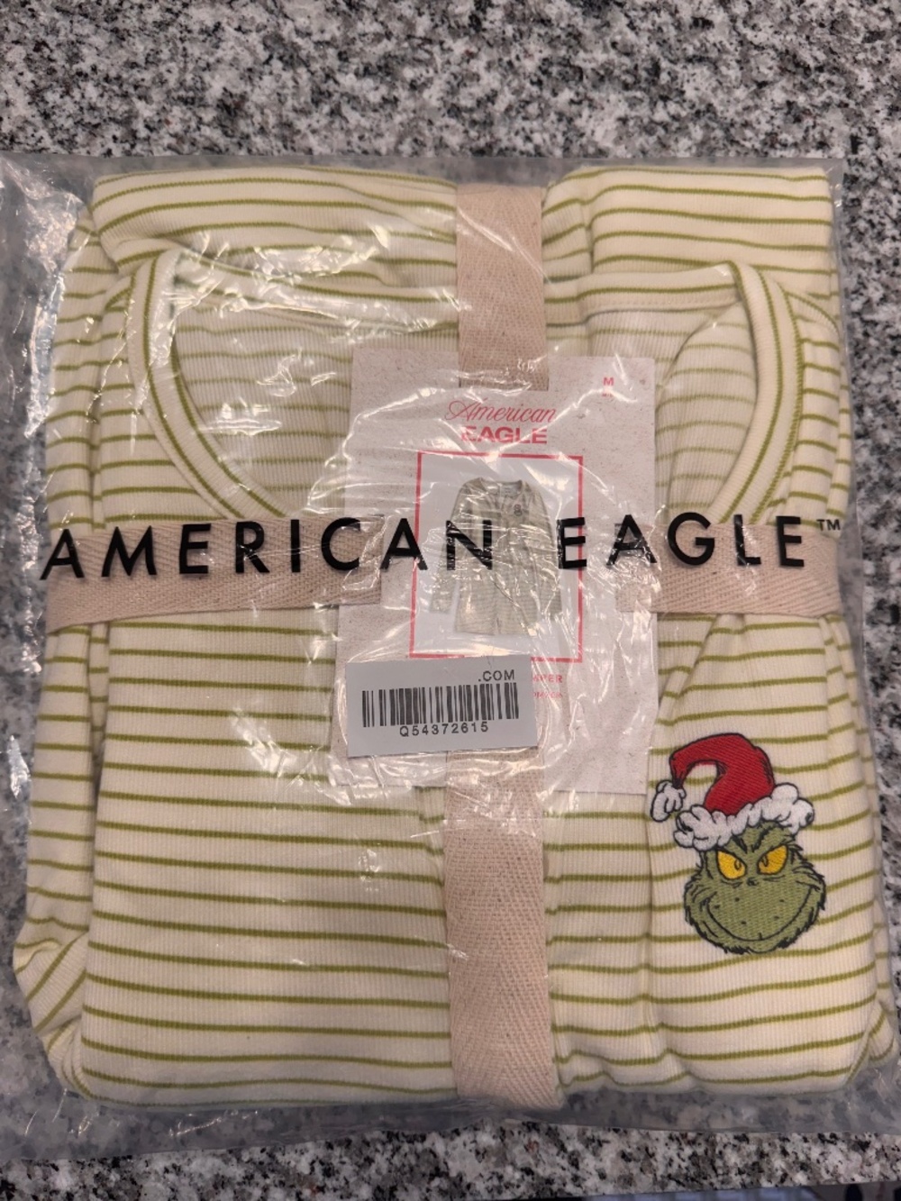 American Eagle The Grinch Holiday Henley Romper Pajamas NWT Medium - Picture 3 of 3